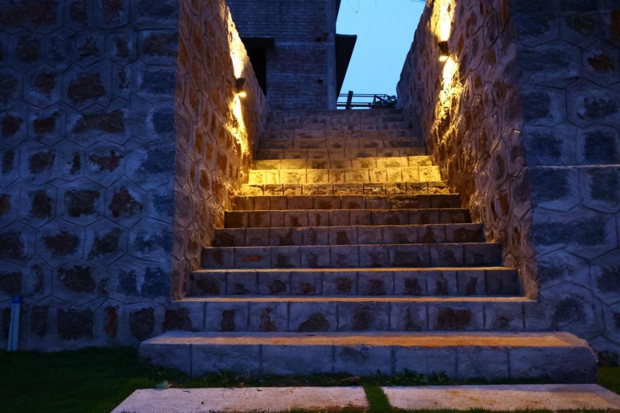 The Green Pride Resort ييلاجيري المظهر الخارجي الصورة